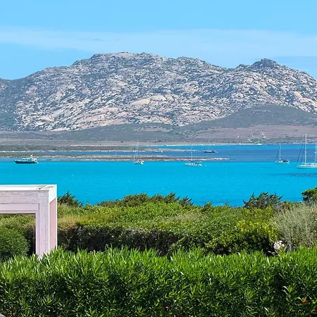 Cala Rosa Con Vista Mare - Polipo *